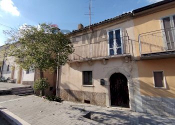 Casa all\'aperto - Casa semi indipendente Corso Umberto I
 
53, Cercepiccola - foto 1
