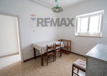Sala da pranzo - Casa semi indipendente Corso Umberto I
 
53, Cercepiccola - foto 12