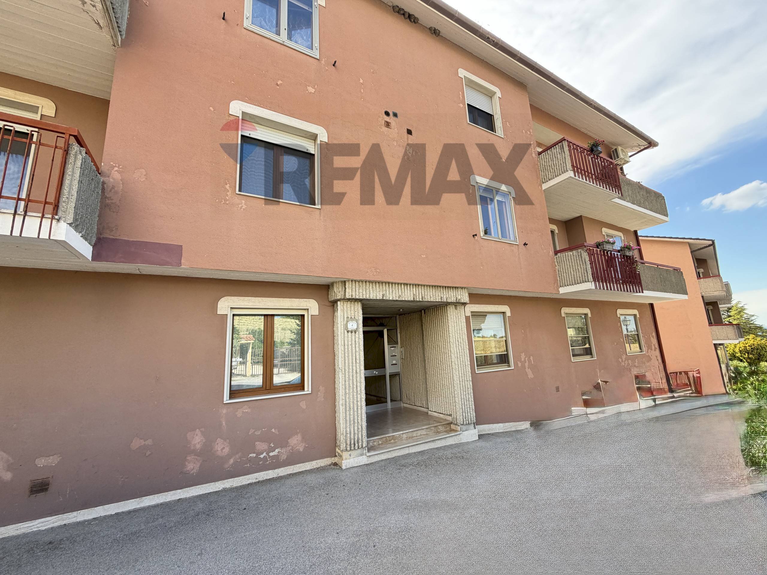 Edificio all\'aperto - Apartment via Aldo Moro
 
4, Montagano - photo 3