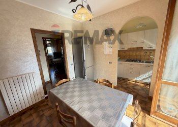 Sala da pranzo - Apartment via Aldo Moro
 
4, Montagano - photo 7