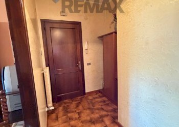 Hall / corridoio - Apartment via Aldo Moro
 
4, Montagano - photo 4