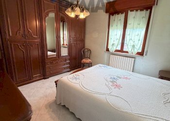 Camera / camera da letto - Apartment via Aldo Moro
 
4, Montagano - photo 16