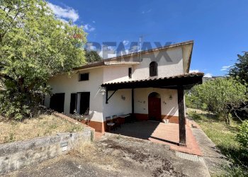 Casa all\'aperto - Villa CONTRADA PETROSA
 
SNC, Alimena - photo 1
