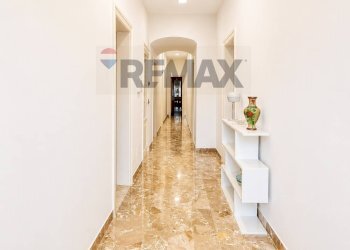 Hall / corridoio - Apartment Via Torrearsa
 
31, Paceco - photo 8