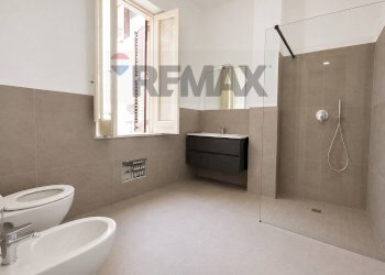 Bagno - Apartment Via Torrearsa
 
31, Paceco - photo 15