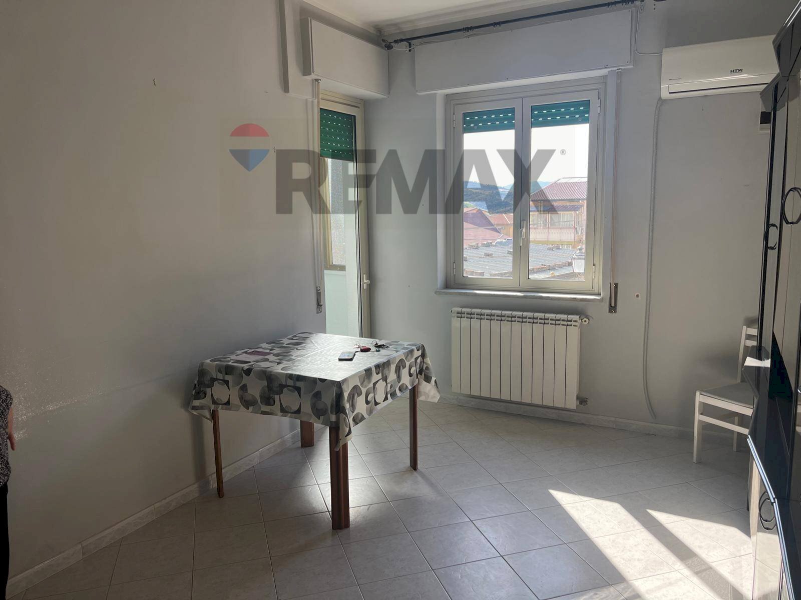 Camera / camera da letto - Three-room apartment Via Pascoli
 
2, Marineo - photo 1