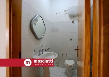 Foto 6 - Commercial Premises Via Fratelli Sciamanna
19-21, Matelica - photo 6