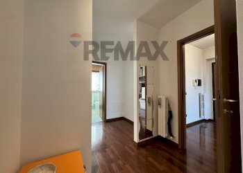 Hall / corridoio - Three-room apartment via Pizzo Recastello
 
4g, Bergamo - photo 17