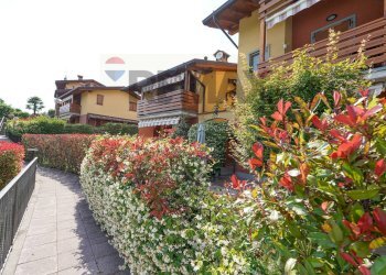 Giardino - Trilocale VIA TORE'
 
8, Bianzano - foto 17
