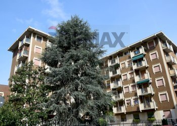 Edificio all\'aperto - Bilocale Via Lanfranco Della Pila
 
57  E, Milano - foto 2
