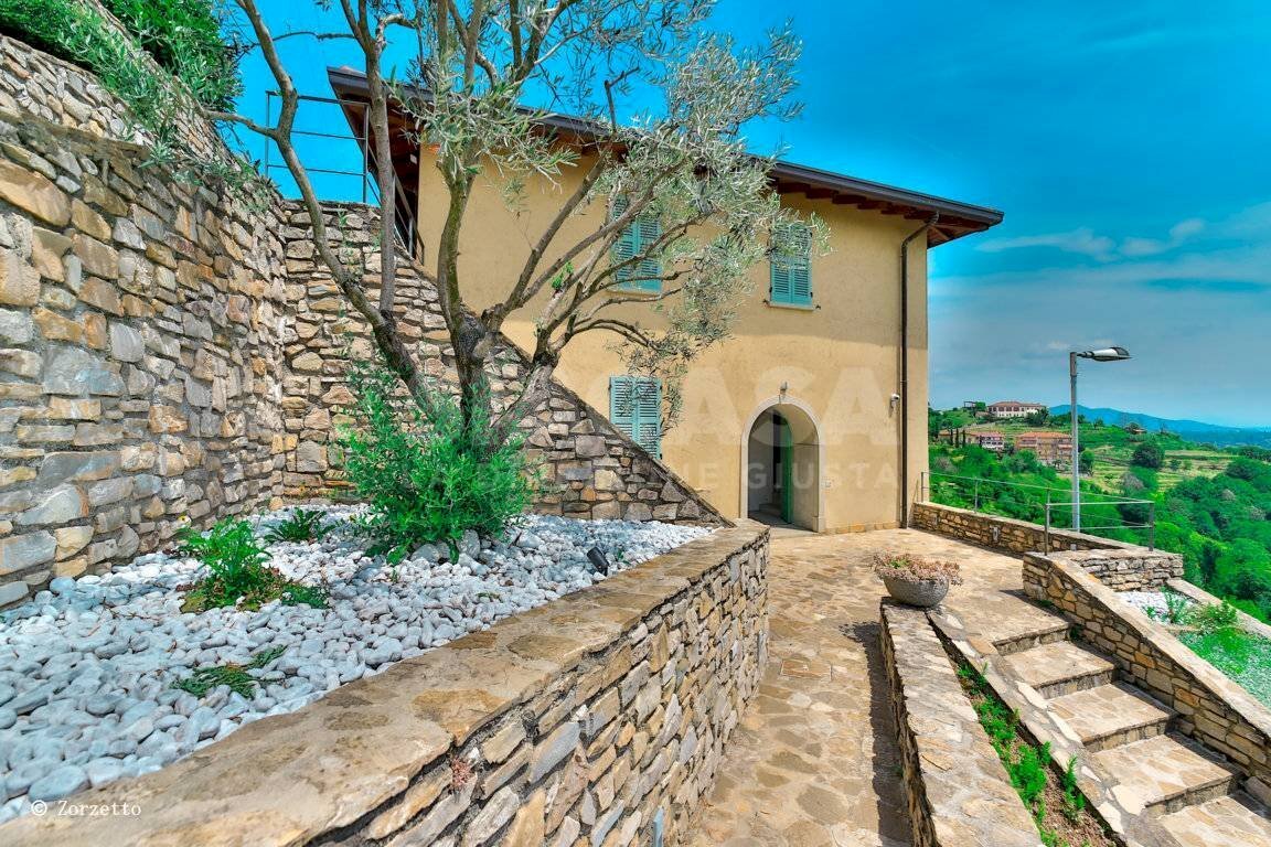 Foto 1 - Villa Via Belvedere
 
37, Montevecchia - foto 1