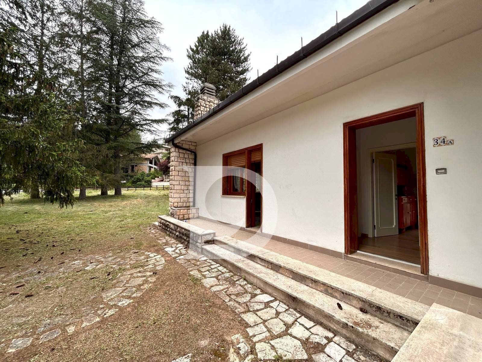 Prospetto - Casa indipendente Via Berardino de Vincentiis
 
134/A, Campo di Giove - foto 3