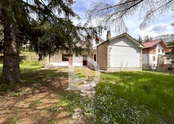 Prospetto - Casa indipendente Via Berardino de Vincentiis
134/A, Campo di Giove - foto 1