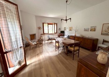 Sala - Casa indipendente Via Berardino de Vincentiis
134/A, Campo di Giove - foto 4