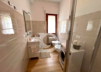 Bagno - Casa indipendente Via Berardino de Vincentiis
134/A, Campo di Giove - foto 10