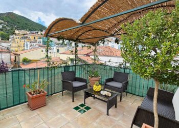 Foto 2 - Two-room apartment Via Porta Rateprandi
 
14, Salerno - photo 2