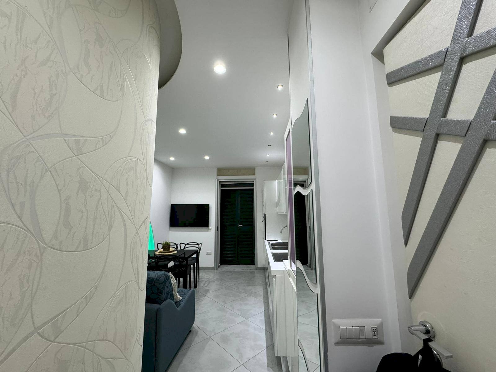 Foto 2 - Monolocale Via Serapide, Napoli - foto 2