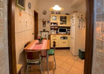 Cucina - Trilocale via Mar Glaciale Artico, Roma (zona Lido di Ostia) - foto 9