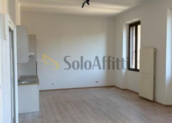 PHOTO-2026-06-17-07-21-08 4 - Four-room apartment Via Carlo Travelli 2, Busto Arsizio - photo 5
