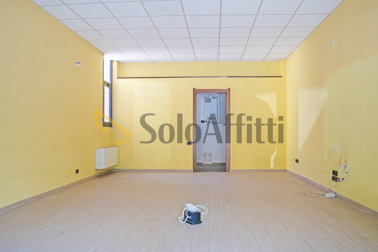 negozio - Commercial Premises Inverigo - photo 3