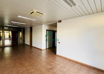 portone - Office Via Saverio Milella 2/bis, Bari - photo 8