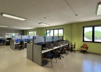 dettagli - Office Via Saverio Milella 2/bis, Bari - photo 10