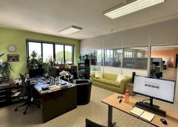 dettagli - Office Via Saverio Milella 2/bis, Bari - photo 14