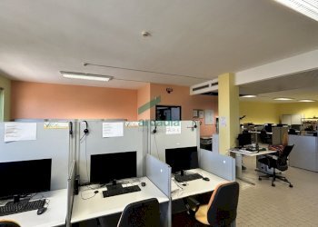 dettagli - Office Via Saverio Milella 2/bis, Bari - photo 17