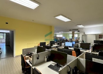 dettagli - Office Via Saverio Milella 2/bis, Bari - photo 19