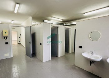 bagno - Office Via Saverio Milella 2/bis, Bari - photo 23