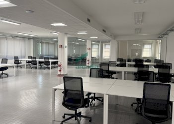 dettagli - Ufficio Via Saverio Milella 2/bis, Bari - foto 7