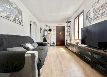 Soggiorno - Four-room apartment Via Fratelli Marconcini, Pontedera - photo 8