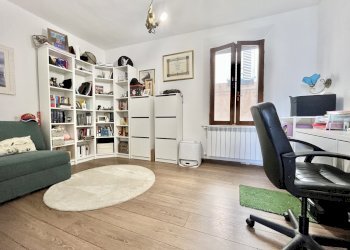 Camera 2 - Four-room apartment Via Fratelli Marconcini, Pontedera - photo 15