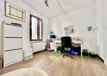 Camera 2 - Four-room apartment Via Fratelli Marconcini, Pontedera - photo 16