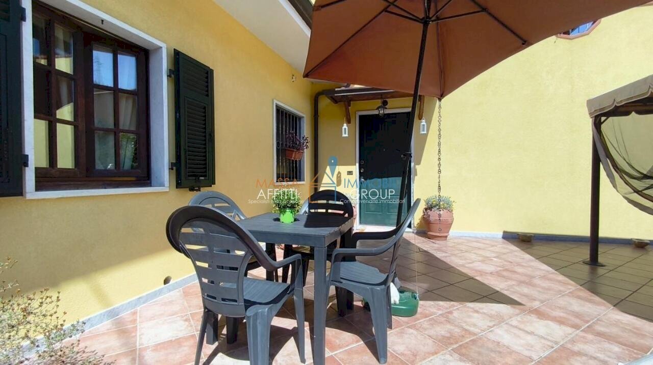 1420359-21ff65h - Portion of a house Via Fantiscritti 24, Carrara - photo 2