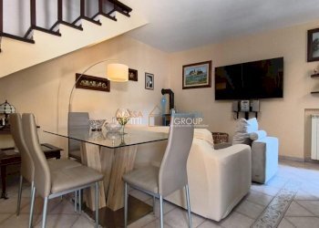 1420359-whi36b - Portion of a house Via Fantiscritti 24, Carrara - photo 6