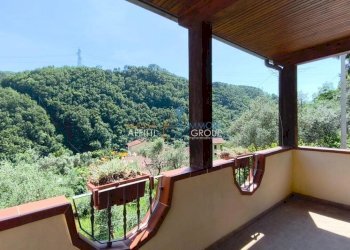 1420359-bykor83fx - Portion of a house Via Fantiscritti 24, Carrara - photo 14