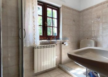 1420359-a3r35g - Portion of a house Via Fantiscritti 24, Carrara - photo 15