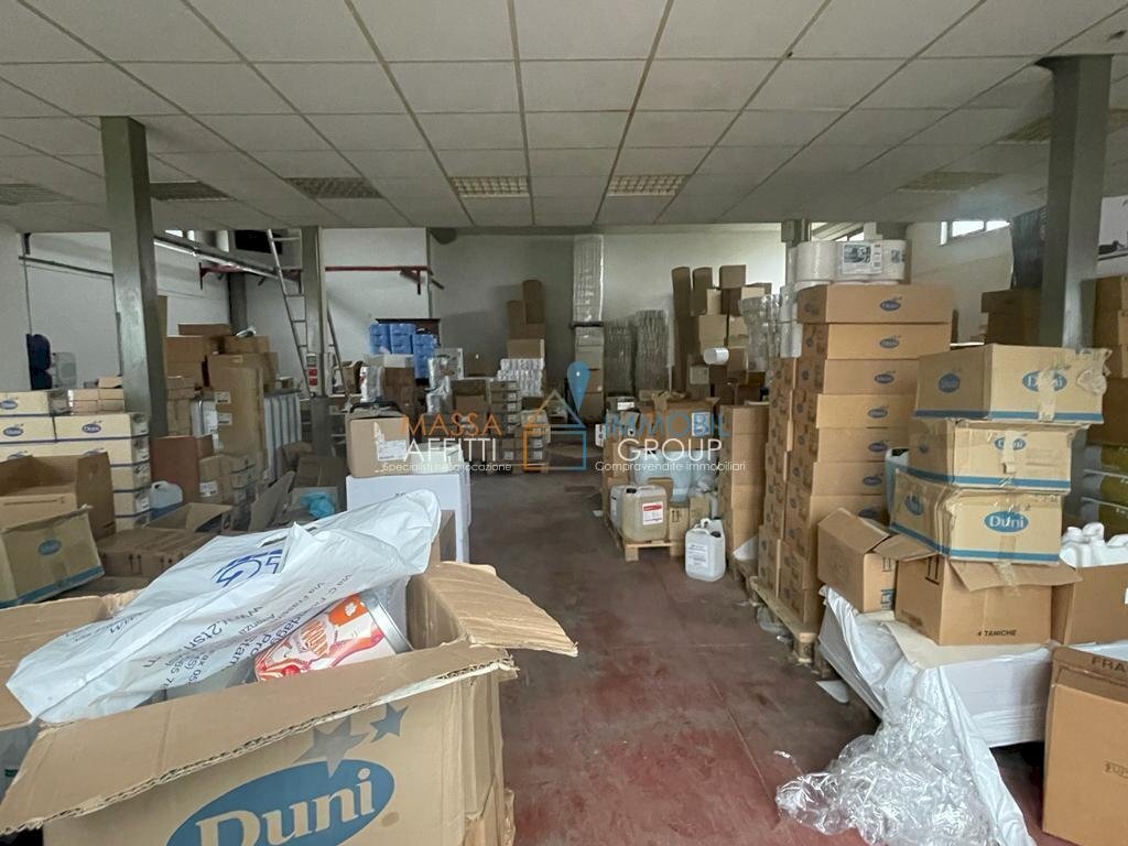 WhatsApp Image 2023-02-22 at 19.22.15 (1).jpeg - Commercial Premises Via del Bravo 4, Carrara - photo 1