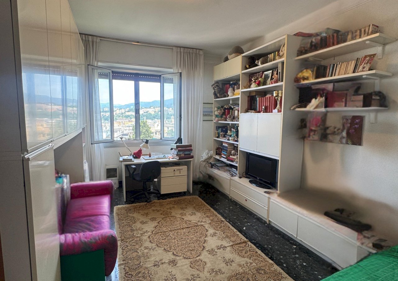1 - Appartamento Genova (zona Sampierdarena) - foto 2