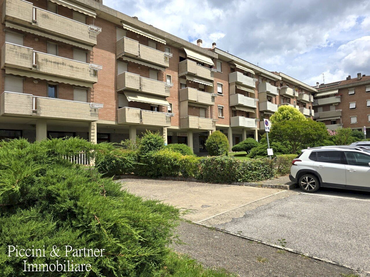 01 - Appartamento Viale Sempione, Città di Castello - foto 1
