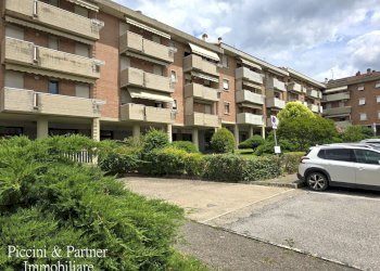 01 - Appartamento Viale Sempione, Città di Castello - foto 1