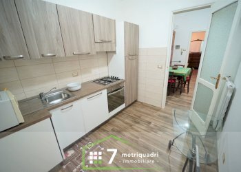 7.JPG - Four-room apartment Chiavari - photo 8