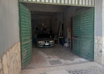 3 - Box Viale Umberto I 35, San Polo dei Cavalieri - foto 3