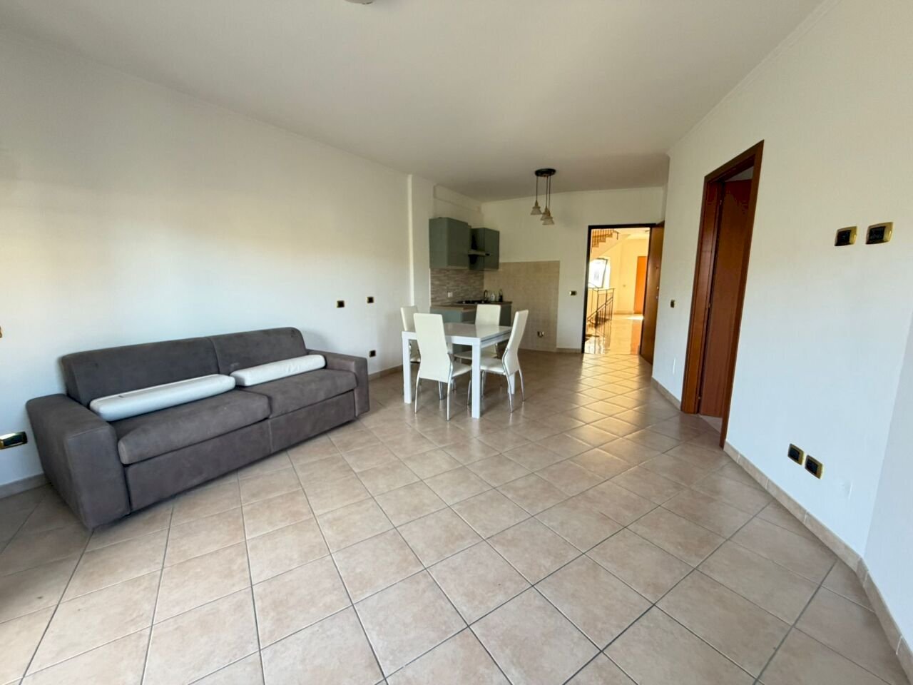 WhatsApp Image 2026-06-12 at 17.37.20 (1) - One-room apartment Via Tiberina 155, Fiano Romano - photo 1