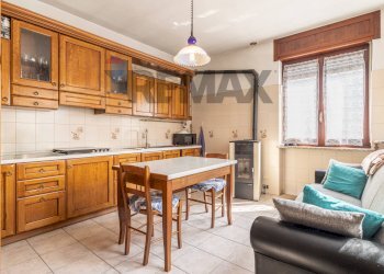 Casa indipendente Frazione Cerruti, 41
Ponzone, Valdilana - foto 19