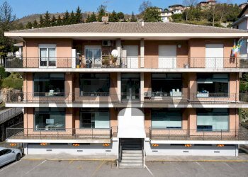 Locale Commerciale Fondotoce, Verbania, Verbania - foto 1