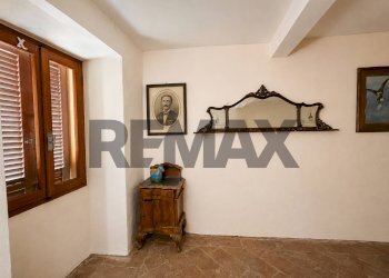 Rustic via teresa tarchetti, 6 
 Cannero Riviera, Cannero Riviera - photo 9