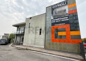 Locale Commerciale VIA TRIESTE, 12 
 Osio Sotto, Osio Sotto - foto 4