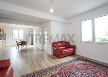 Villa Via San Gaudenzio, 12 
 Locate, Ponte San Pietro - photo 13